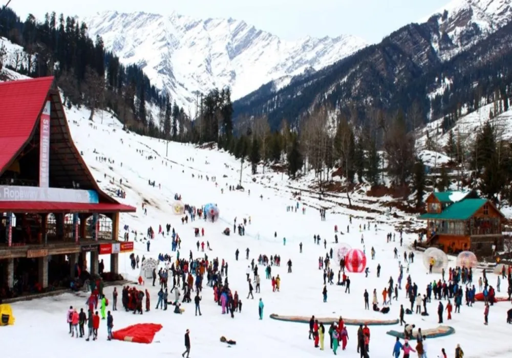 MANALI SNOW ESCAPE